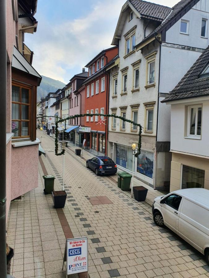 Ferienwohnung Nina Direkt In Zentrum Bad Wildbad Exterior photo